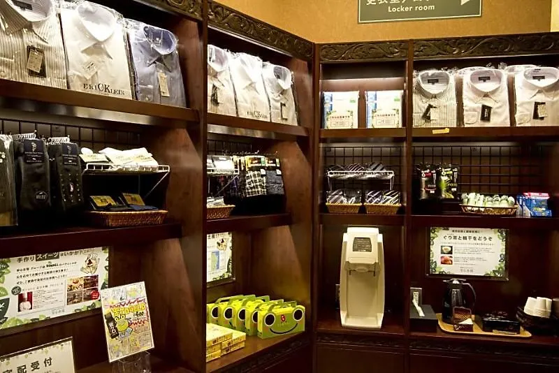 豪华胶囊酒店-安心之宿新桥店 東京都 日本